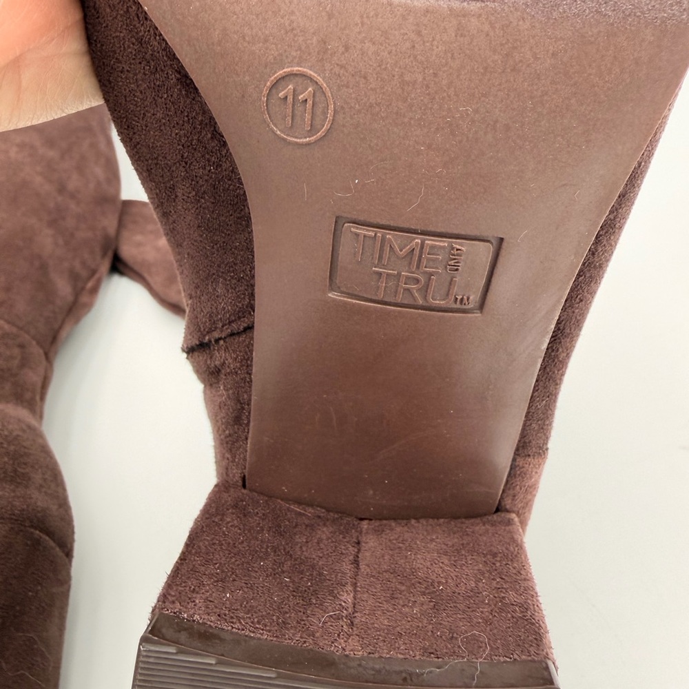 Time and Tru Dark Brown Heeled Boots - Picture 10 of 11